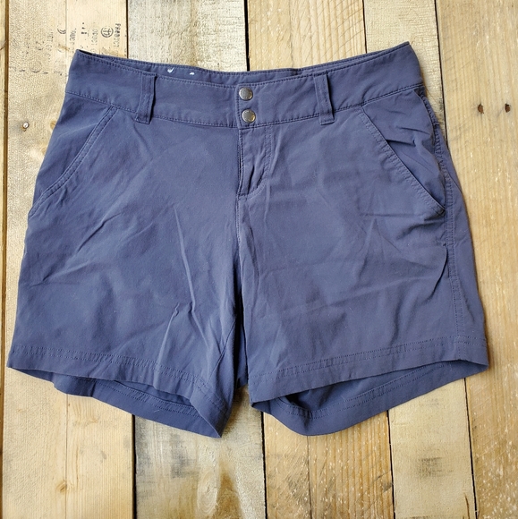 Columbia Pants - Columbia omni-shield advanced repellency shorts